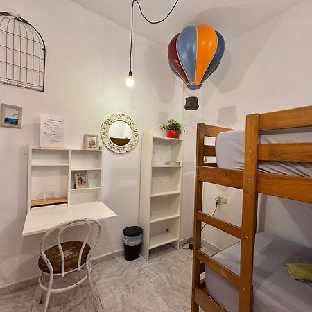 Habitacion En Calle Molino Malaga Luaran gambar