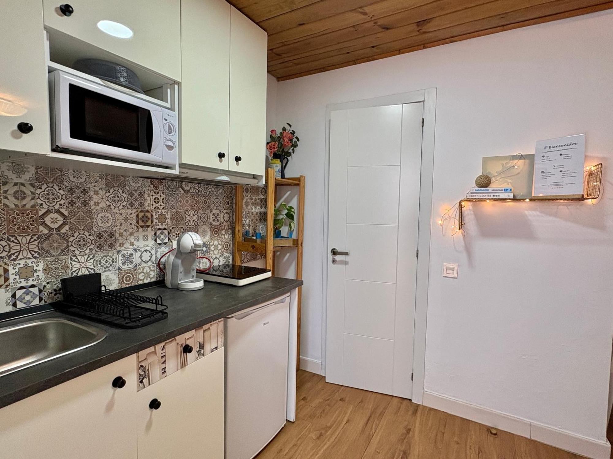 Habitacion En Calle Molino Malaga Luaran gambar