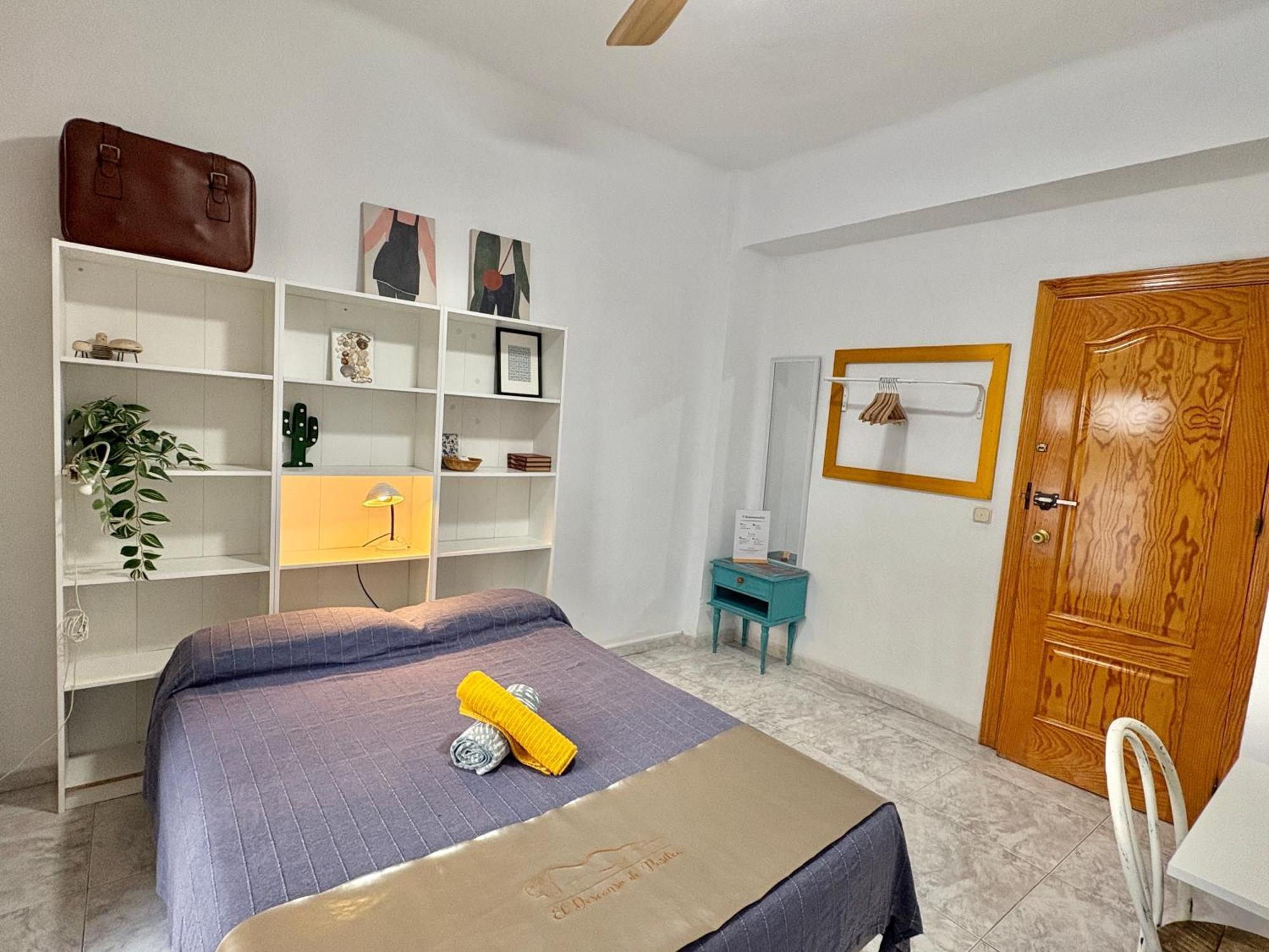 Habitacion En Calle Molino Malaga Luaran gambar